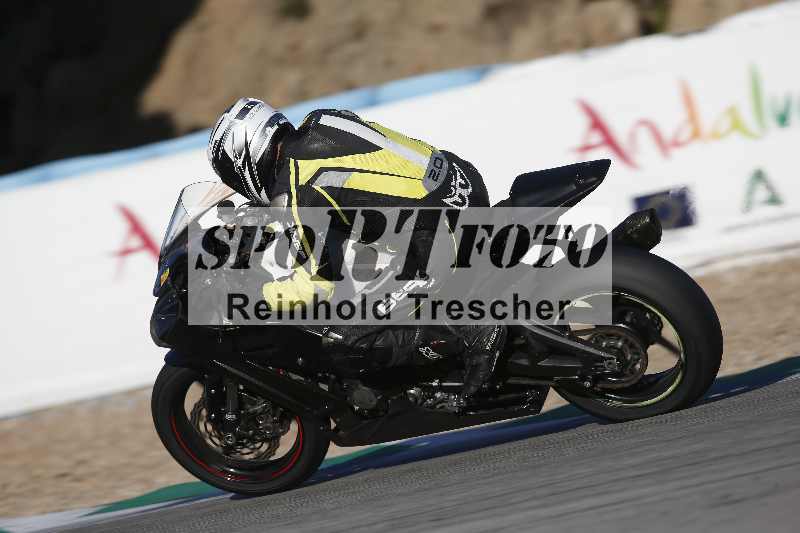 /Archiv-2024/02 29.01.-02.02.2024 Moto Center Thun Jerez/Gruppe rot-red/backside